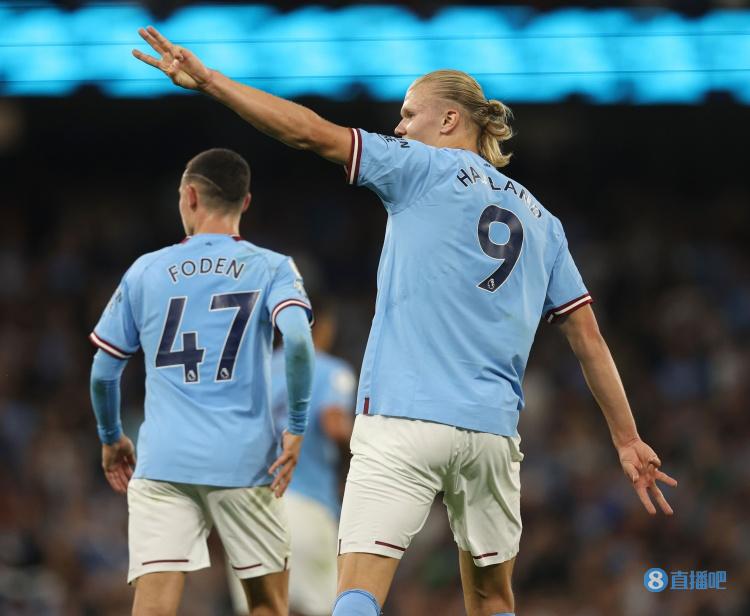 国米vs科莫首发：索默、泽林斯基先发，劳塔罗搭档图拉姆（国际米兰战科莫首发：索默、泽林斯基出战，劳塔罗联手图拉姆）