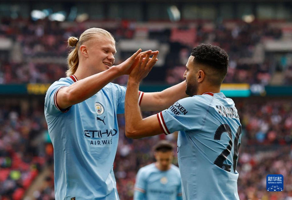 意媒：黄潜考虑买断那不勒斯租将拉法-马林，皇马握有回购权（意媒：黄潜欲买断那不勒斯租借的拉法-马林，皇马保留回购权）