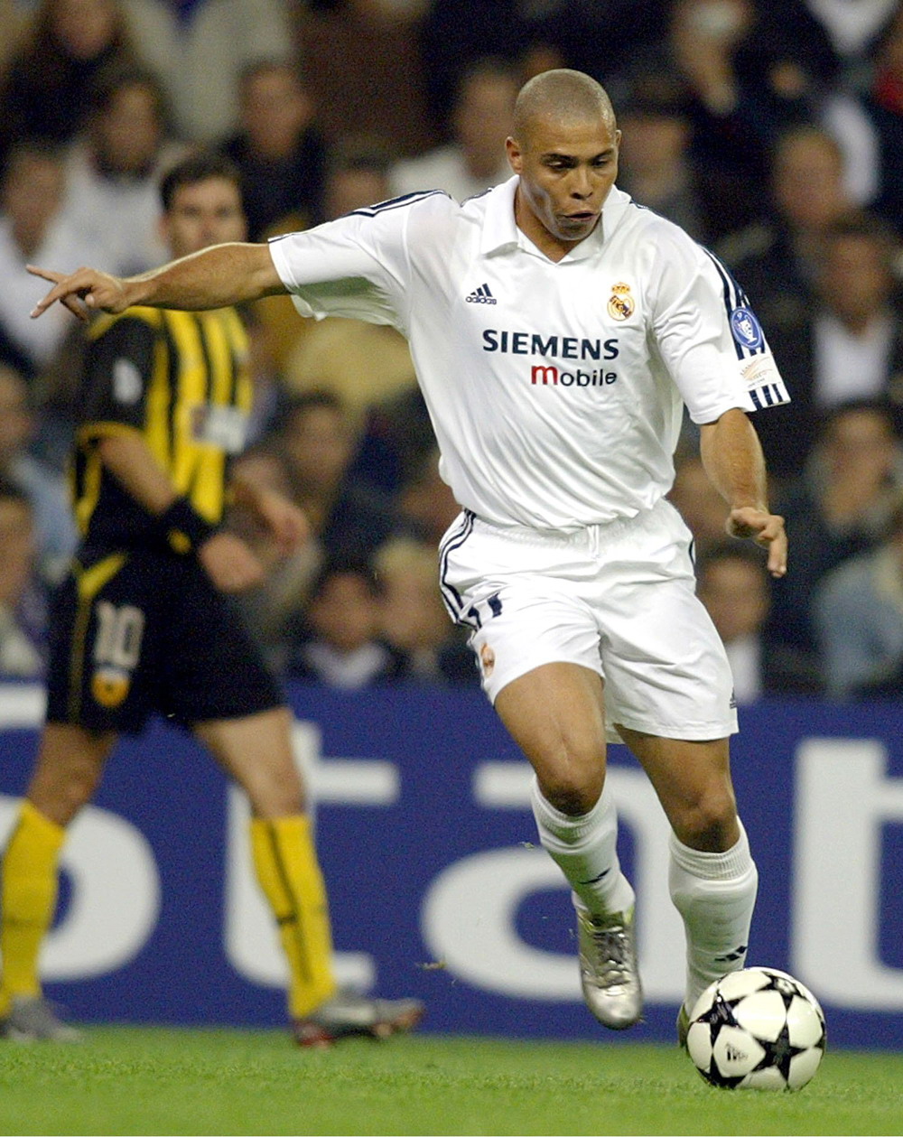 CBA赛场技术统计：广东队三分命中率领先,（CBA数据盘点：广东队三分命中率居首）