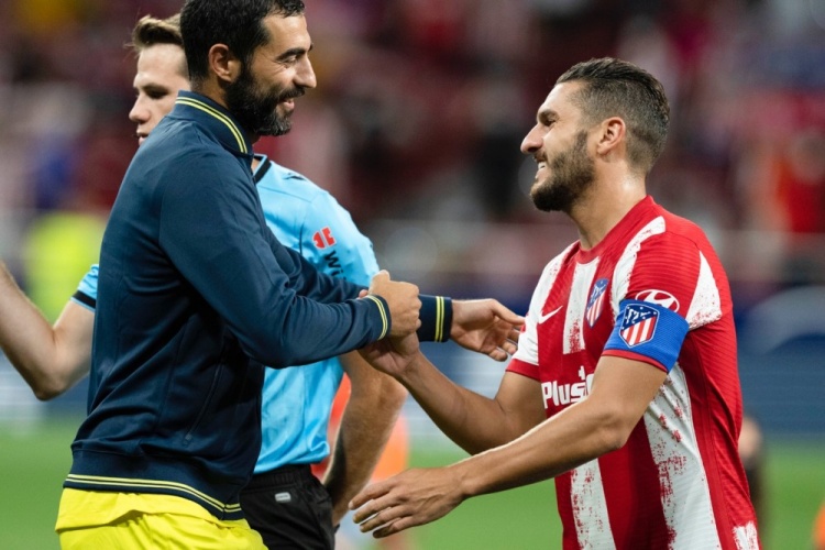 里程碑，徐新已为上海海港出战100场比赛（徐新迎职业里程碑：代表上海海港出战第100场）