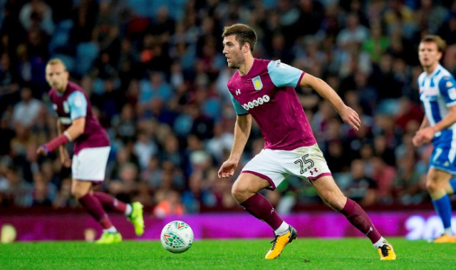 埃泽：丁丁是高水平足球思想家，这类球员是我自幼仰望的榜样（埃泽盛赞丁丁拥有顶级足球思维：这类球员自幼便是我的楷模）